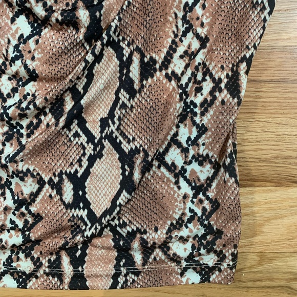 Urban Outfitters snake print cowl neck tank top S - Picture 4 of 6